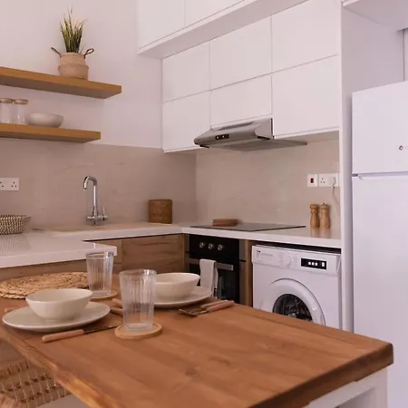 Bali-style One Bedroom At Lighthouse